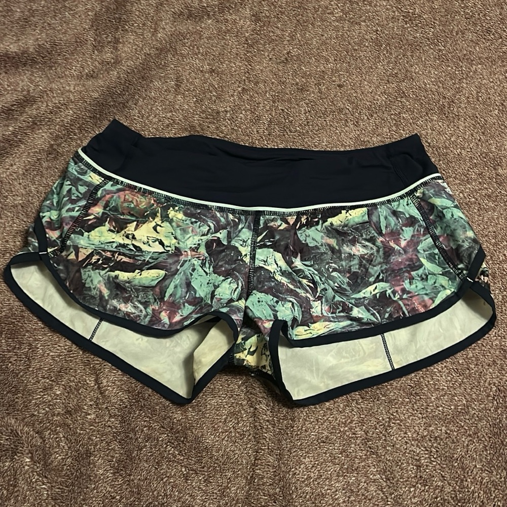 lululemon athletica Women's shorts Euc